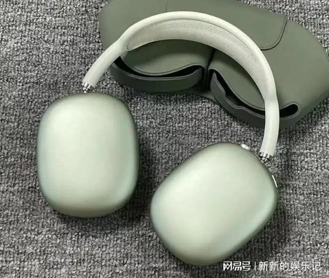 戴降噪耳机舒适稳定J9国际网站3款头(图2)