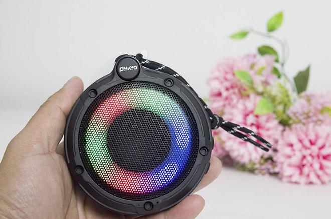 最新入手评测的雷登S3蓝牙音箱告诉你答案j9九游会俱乐部登录入口露营音箱怎么选？(图1)
